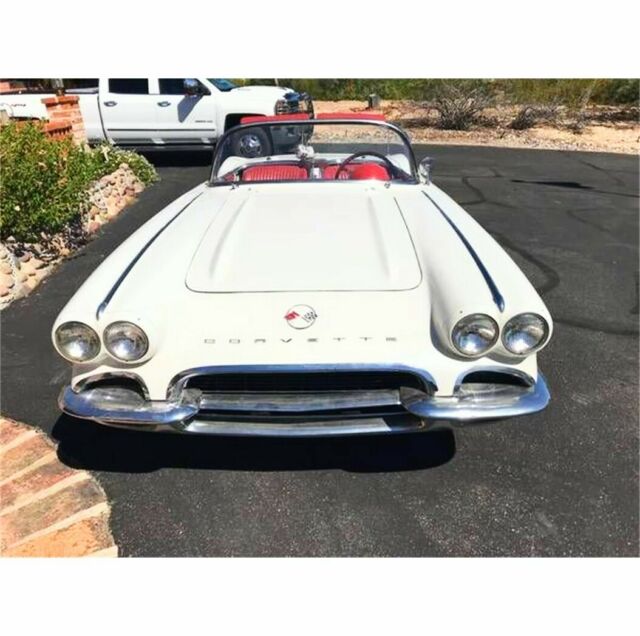 Chevrolet Corvette 1962 image number 1