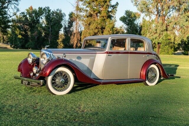 Bentley 4 1/4 Litre 1936 image number 1