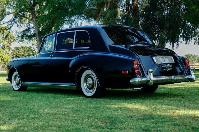 Rolls-Royce Phantom VI 1971 image number 30