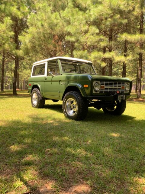 Ford Bronco 1972 image number 21