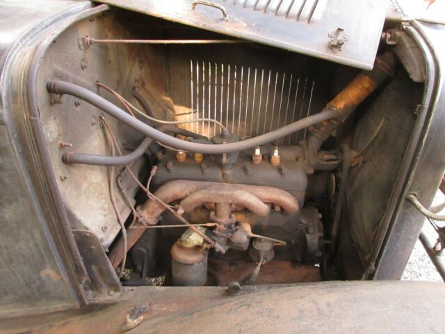 Ford Model B 1932 image number 9