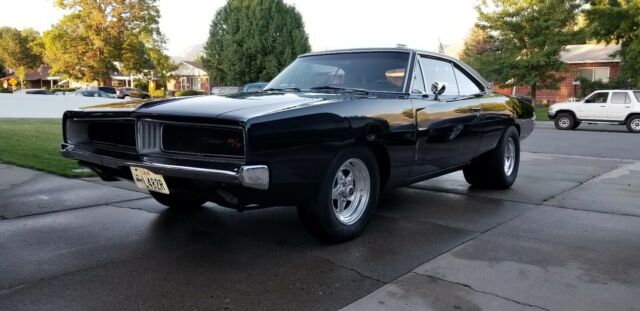 Dodge Charger RT 1969 image number 10