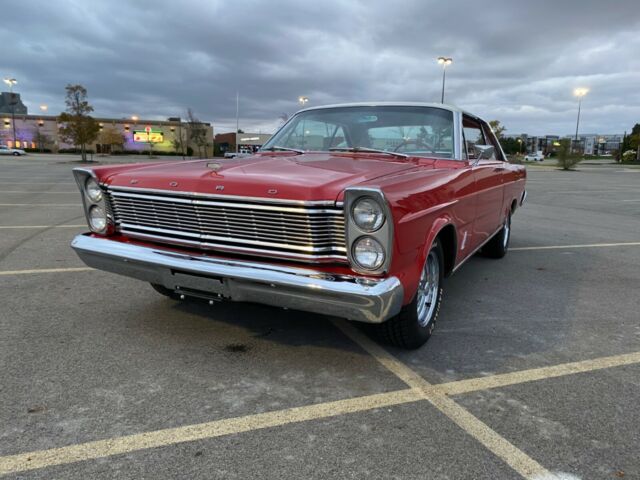 Ford Galaxie 1965 image number 17