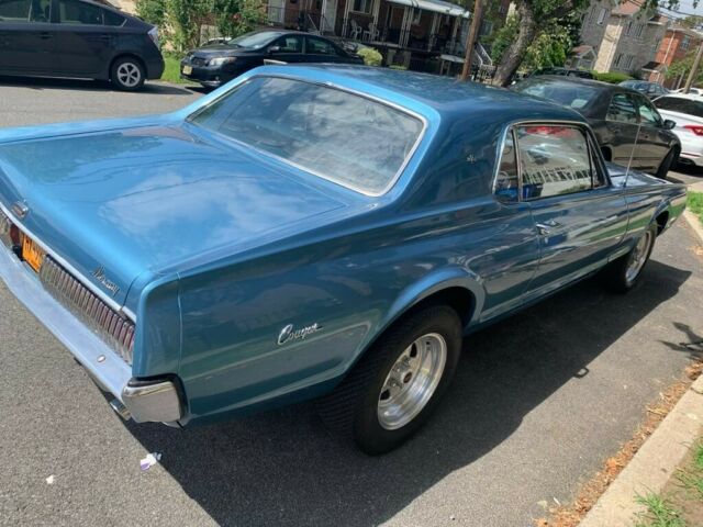 Mercury Cougar 1967 image number 1