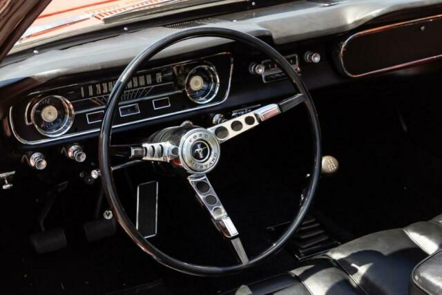 Ford Mustang 1965 image number 11