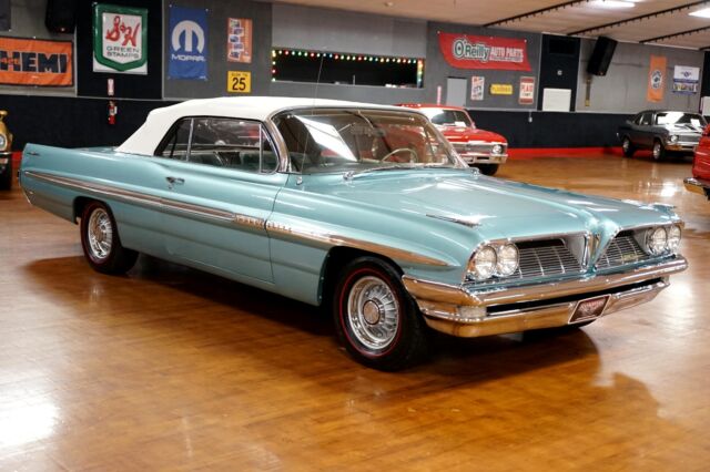 Pontiac Bonneville 1961 image number 19