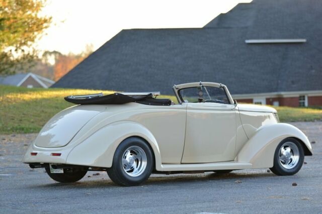 Ford Street Rod Convertible 1937 image number 8