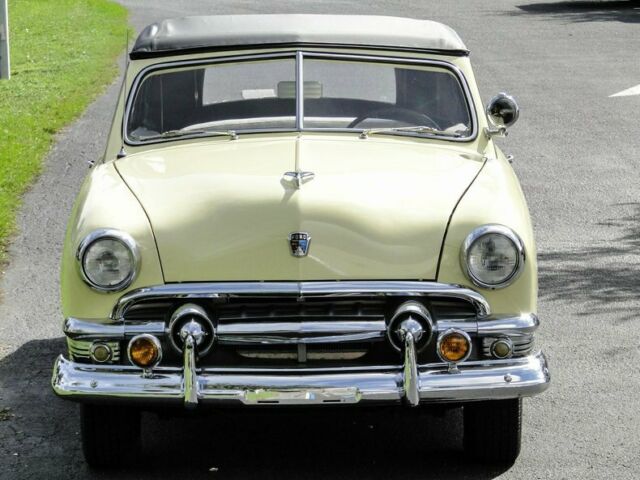 Ford Deluxe 1951 image number 19