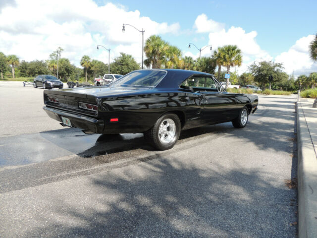 Dodge Coronet 1969 image number 2