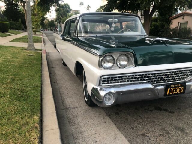 Ford Fairlane 1959 image number 1