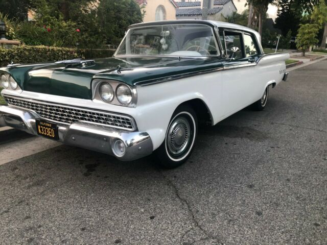 Ford Fairlane 1959 image number 24