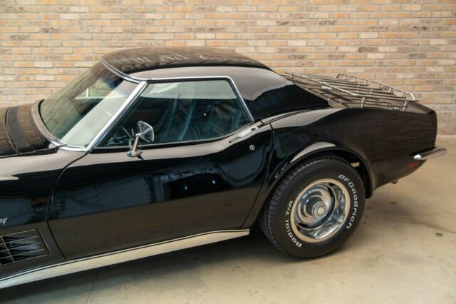 Chevrolet Corvette 1971 image number 30