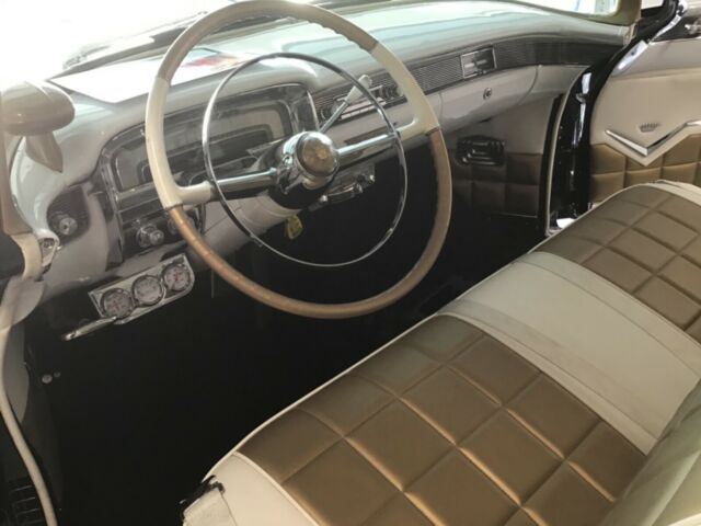 Cadillac DeVille 1955 image number 30