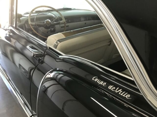 Cadillac DeVille 1955 image number 36