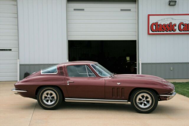 Chevrolet Corvette 1965 image number 5