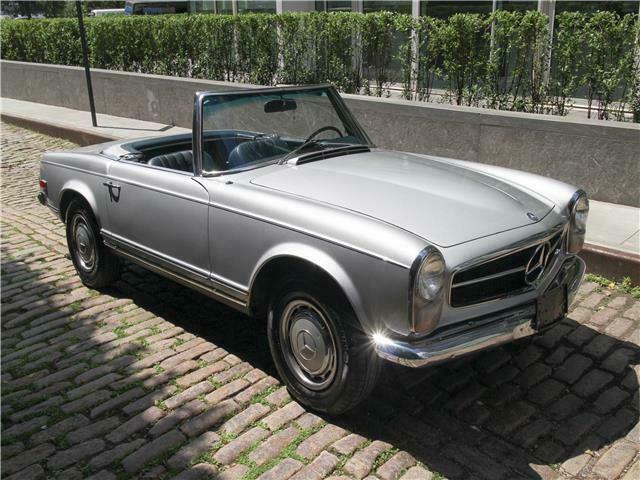 Mercedes-Benz SL-Class 1970 image number 15