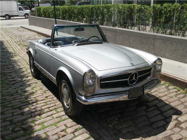 Mercedes-Benz SL-Class 1970 image number 16