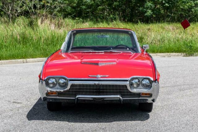 Ford Thunderbird 1963 image number 28