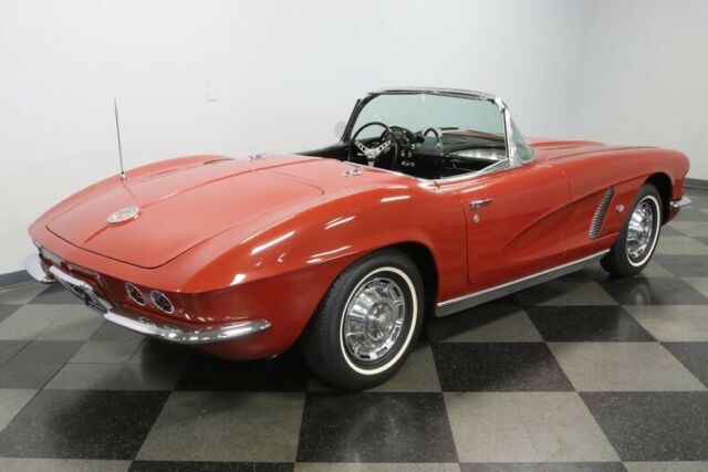 Chevrolet Corvette 1962 image number 13