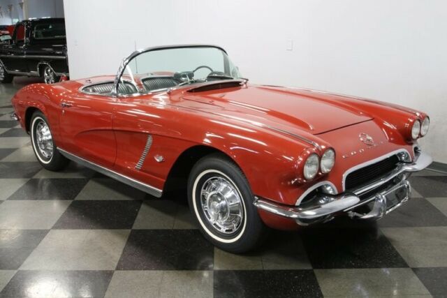 Chevrolet Corvette 1962 image number 17