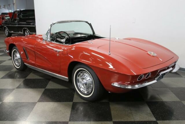 Chevrolet Corvette 1962 image number 33