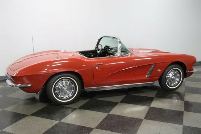 Chevrolet Corvette 1962 image number 38