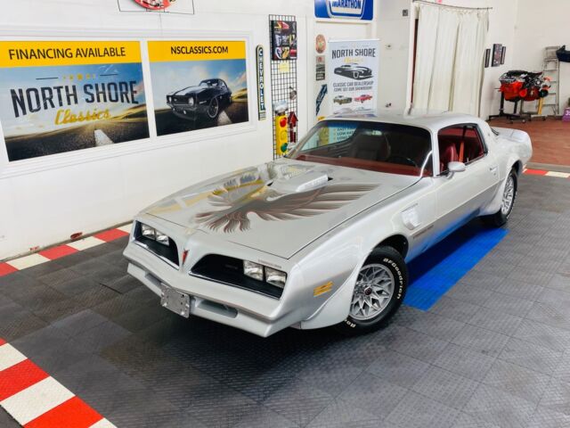 Pontiac Firebird 1977 image number 0