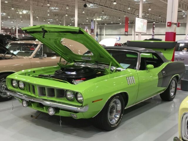 Plymouth Barracuda / Cuda 1971 image number 2