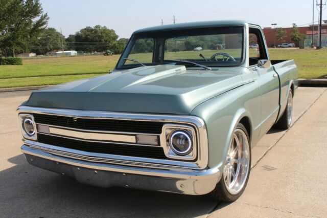 Chevrolet C-10 1969 image number 0