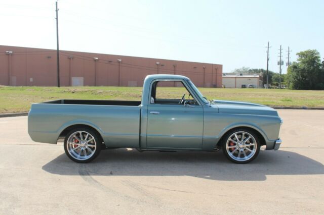 Chevrolet C-10 1969 image number 21