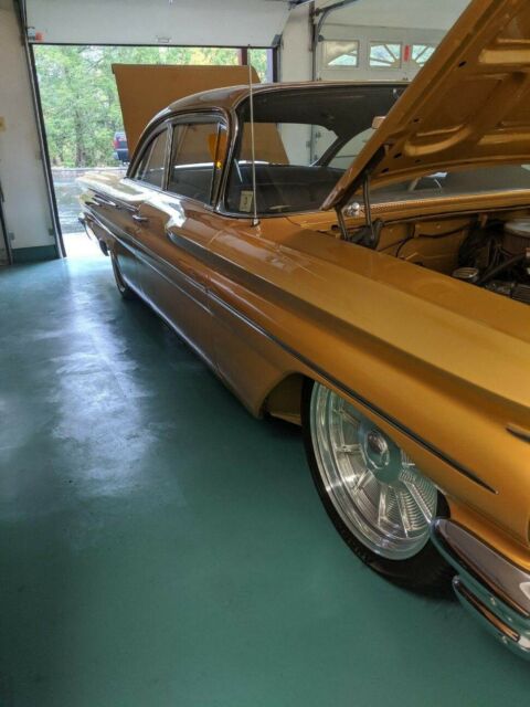 Pontiac Catalina 1960 image number 24