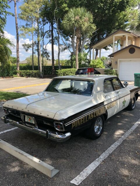 Plymouth Belvedere 1963 image number 22