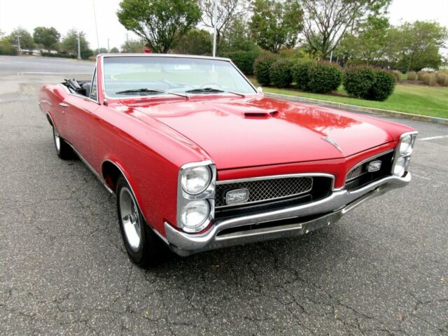 Pontiac Le Mans 1967 image number 1