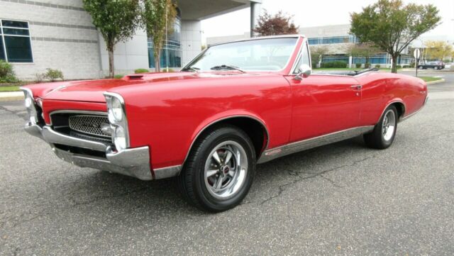 Pontiac Le Mans 1967 image number 28