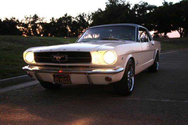 Ford Mustang 1965 image number 38