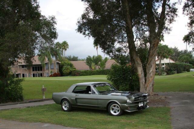 Ford Mustang 1965 image number 29