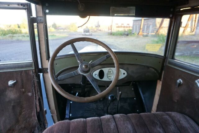 Chevrolet Imperial 1928 image number 11