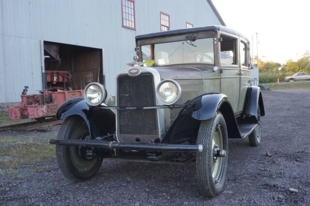 Chevrolet Imperial 1928 image number 18