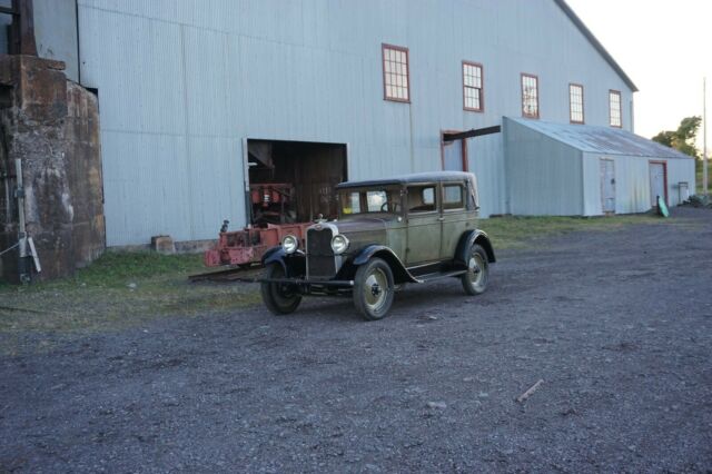 Chevrolet Imperial 1928 image number 22