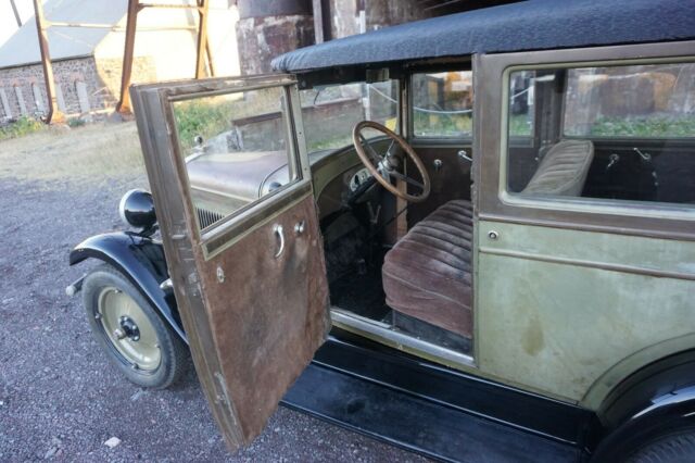 Chevrolet Imperial 1928 image number 32