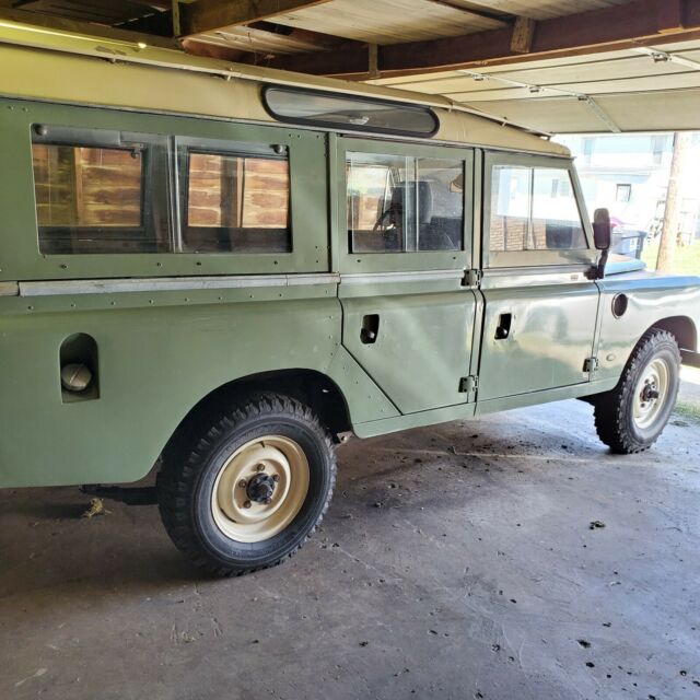 Land Rover Defender 1973 image number 14