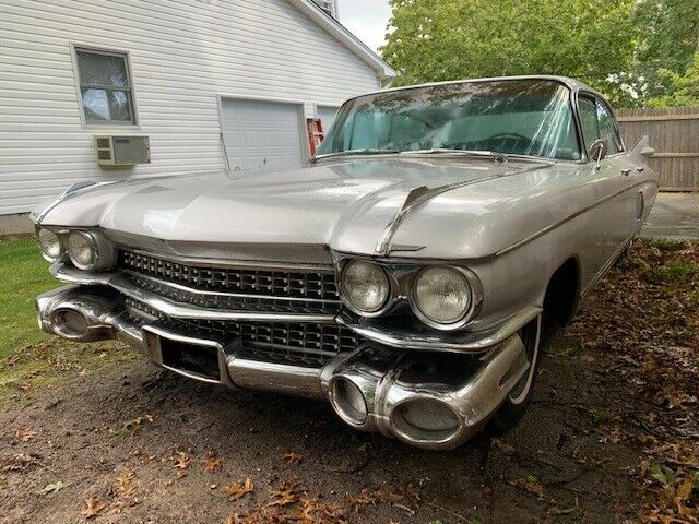 Cadillac Fleetwood 1959 image number 2