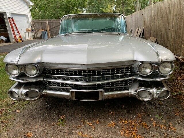 Cadillac Fleetwood 1959 image number 28