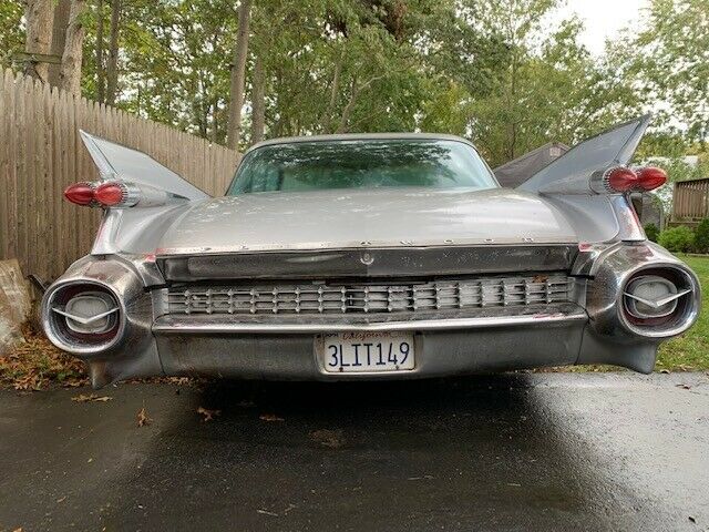 Cadillac Fleetwood 1959 image number 30