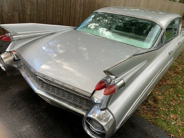 Cadillac Fleetwood 1959 image number 7