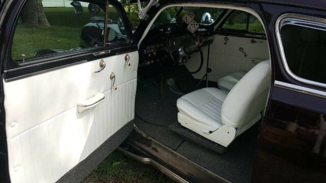 Chevrolet Fleetline 1948 image number 17