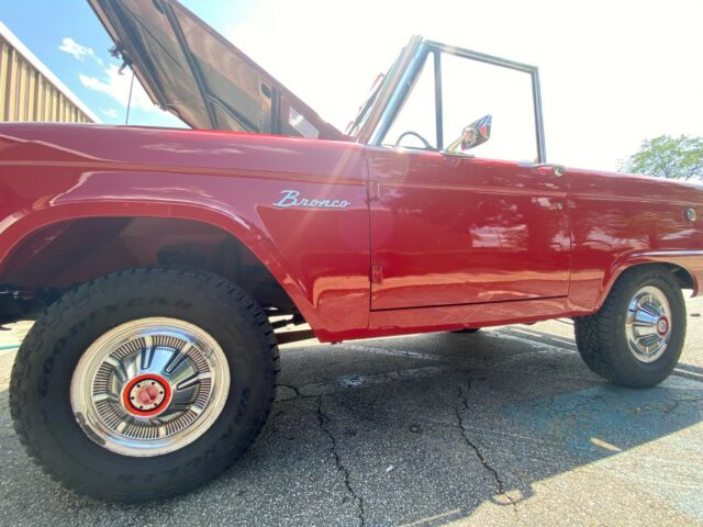 Ford Bronco 1970 image number 25