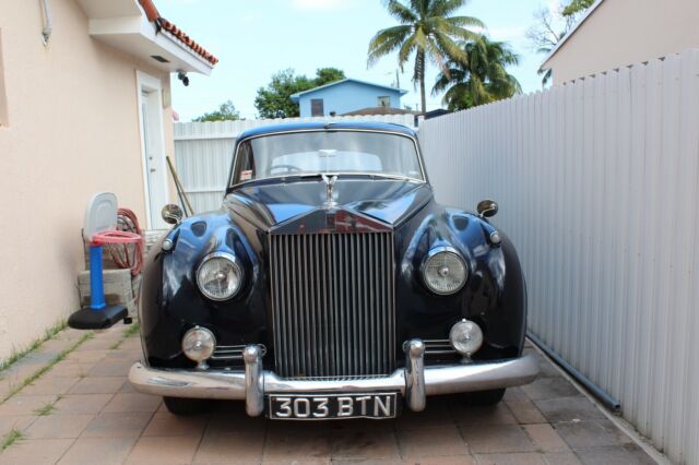 Rolls-Royce Silver Cloud I 1957 image number 31