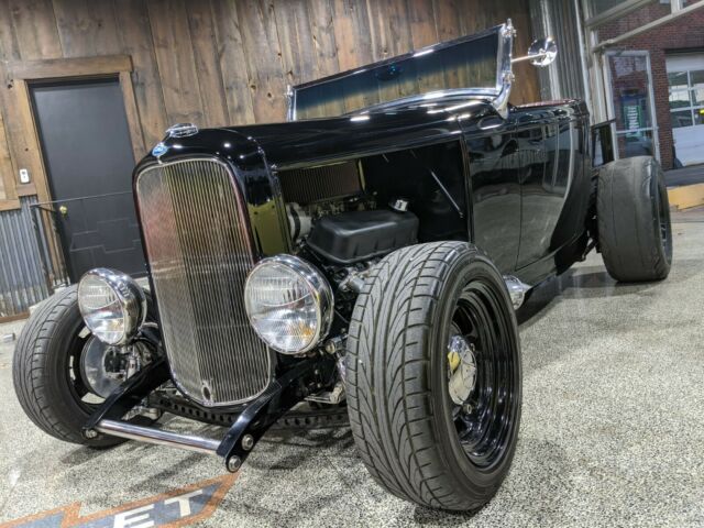 Ford Model A 1932 image number 0