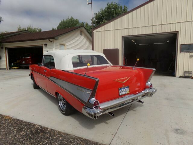 Chevrolet Bel Air/150/210 1957 image number 19